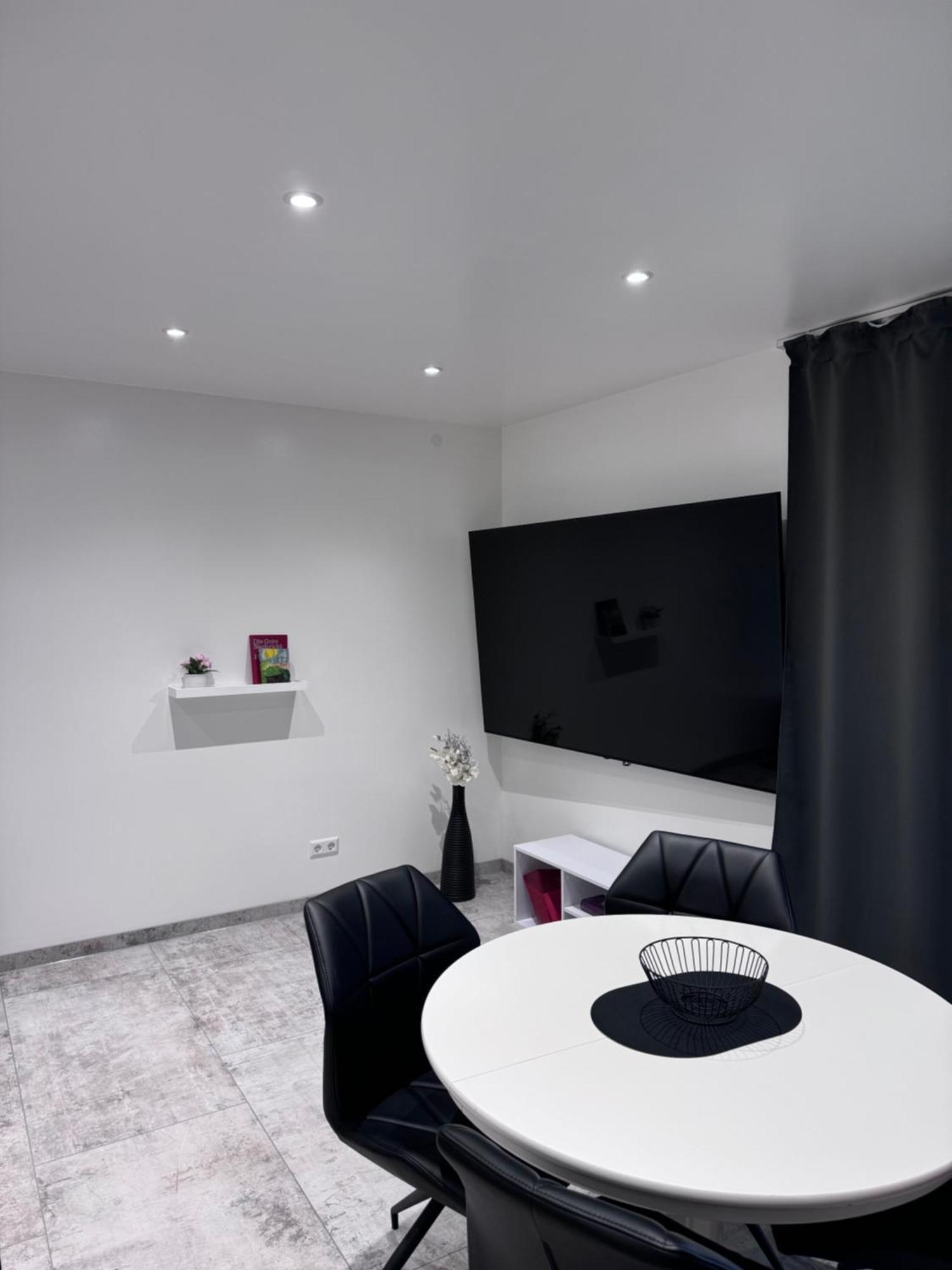 Stylisches City-Apartment ไฮล์บรอนน์ ภายนอก รูปภาพ